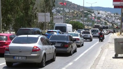 trafik yogunlugu - Turizm merkezlerinde bayram yoğunluğu - MUĞLA  Videosu