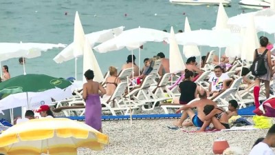 yerli turist - 'Turizmin başkenti'nde bayram tatili yoğunluğu - ANTALYA Videosu