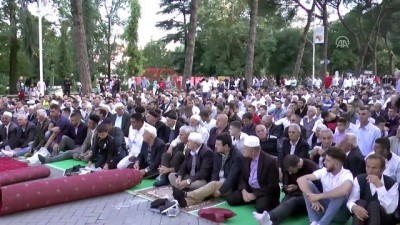 kuplu - Balkanlar'da Ramazan Bayramı coşkusu - TİRAN  Videosu