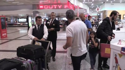 pasaport kontrolu - Lübnanlı şarkıcı Ajram, İstanbul'da konser verecek - İSTANBUL  Videosu