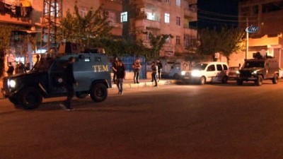 insaat eldiveni -  Polis'in durdurduğu araç cephanelik çıktı  Videosu
