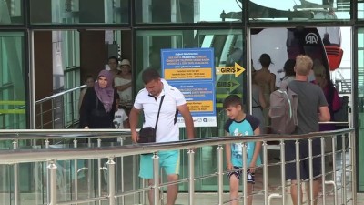 yabanci turist - Turizmin başkentinde bayram bereketi - ANTALYA Videosu