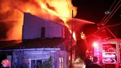 yaz mevsimi -  Bolu’da, 3 ev, ahır ve odunluk alev alev yandı  Videosu