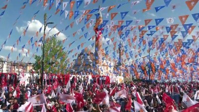 miting alani - Gelin ve damat, AK Parti'nin Sivas mitingine katıldı - SİVAS Videosu