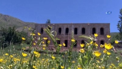 tarihi kazi -  Kayme Sarayı restore edildi  Videosu