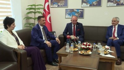 bayramlasma - Siyasi partilerde bayramlaşma - SP heyeti MHP'yi ziyaret etti - ANKARA  Videosu