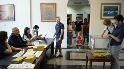 genel secimler -  - Gürcistan'da Yaşayan Türk Vatandaşlar Sandık Başında  Videosu