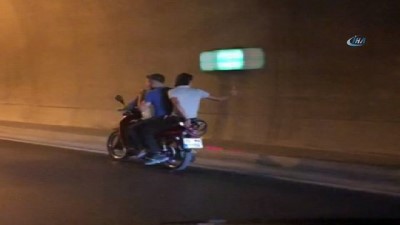 tehlikeli yolculuk -  - Tünelde ölümüne selfie  Videosu