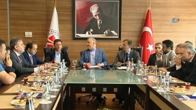dis ticaret -  Ulaştırma Bakanı Arslan, gazetecilerle bir araya geldi Videosu