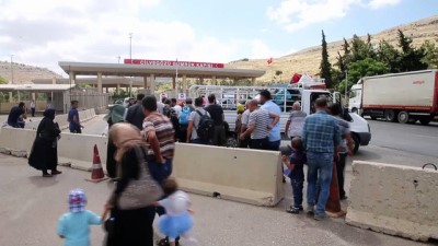 siginma - Cilvegözü Sınır Kapısı'nda bayram dönüşleri başladı - HATAY  Videosu