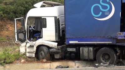 direksiyon - Manisa'da sağanak ve trafik kazaları: 5 yaralı Videosu
