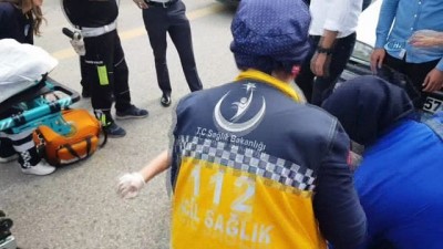 balik pazari -  Otomobilin çarptığı yaşlı kadın yaralandı Videosu