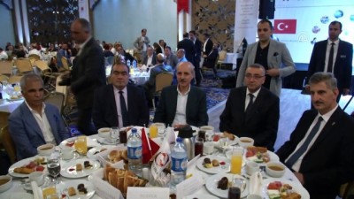 yurttas - Bakan Kurtulmuş, Beylidüzü'nde Sivaslılarla iftar yaptı - İSTANBUL  Videosu