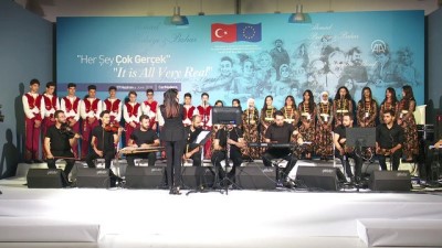 egitim sistemi - Sığınmacılar için 'Her Şey Çok Gerçek' sergisi - ANKARA  Videosu