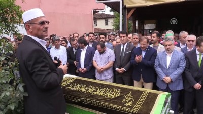 cami bahcesi - Başbakan Yardımcısı Çavuşoğlu cenaze törenine katıldı - BURSA  Videosu