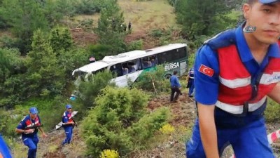  Bursa'da otobüs devrildi: 2 ölü, 25 yaralı 