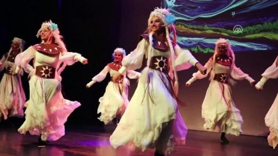 dans gosterisi - YEE'den 'Dünyanın İlk Barış Antlaşması Kadeş' dans gösterisi - AMSTERDAM  Videosu