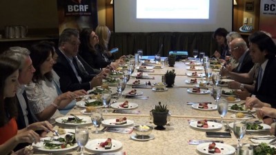 multeci -  - ABD’de Yaşayan Suriyelilerden Dışişleri Bakanlığına Plaket  Videosu