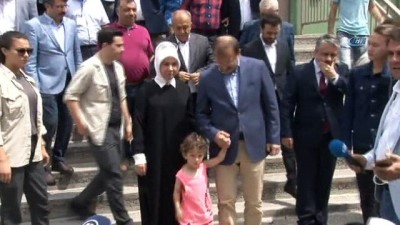vatandaslik -  Başbakan Yardımcısı Çavuşoğlu, Bursa’da oyunu kullandı  Videosu