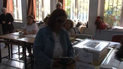 oy kullanimi -  - Eskişehir’de ilk oylar kullanıldı  Videosu
