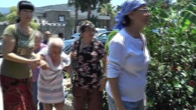 fatma girik -  Fatma Girik 95 yaşındaki annesi ile beraber oy kullandı Videosu