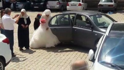 dugun toreni -  Gelinliğiyle oyunu kullandı  Videosu