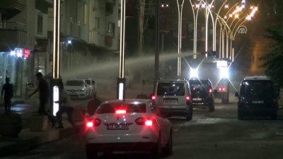 biber gazi - HDP'lilerin kutlamasında polise taş atan gruba müdahale - ŞIRNAK  Videosu