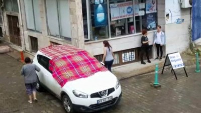 siddetli yagis -  Doluya karşı battaniye ve kartonlu önlem  Videosu