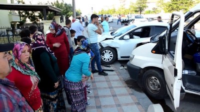 engelli vatandas - Trafik kazası: 2 yaralı - KARAMAN  Videosu