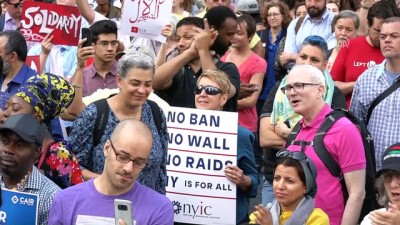 etnik koken - Trump'ın seyahat yasağı protesto edildi - NEW YORK  Videosu