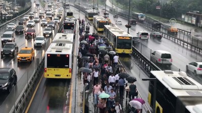 siddetli yagis - Yağış etkili oldu - İSTANBUL  Videosu