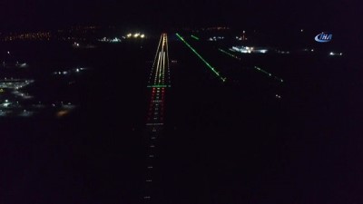 3 havalimani -  3. Havalimanı'nın gece ışıl ışıl hali havadan görüntülendi  Videosu