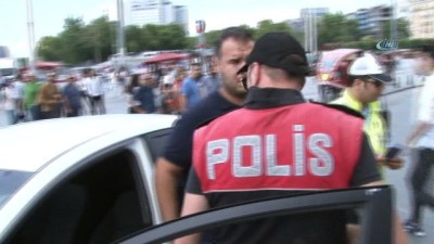 kiralik arac -  Taksim’de alkollü araç kullanan Libyalı turist polisten kaçamadı Videosu