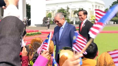 yasaklar - Widodo Malezya Başbakanı Mahathir ile görüştü - CAKARTA  Videosu