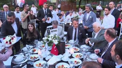 evlilik teklifi - Beşiktaş Başkanı Orman, İzmir'de  Videosu