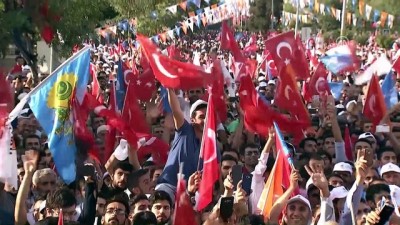 hizli tren - Cumhurbaşkanı Erdoğan: 'Diyarbakır'ı hızlı trenle buluşturmak için çalışmalarımıza başladık' - DİYARBAKIR Videosu