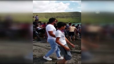 yabanci turist - Göle düşen otomobil halatla çıkarıldı - KONYA  Videosu