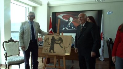  40 yıllık başkan görevi devretti