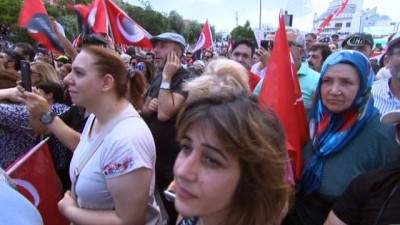 ogretmenlik -  Muharrem İnce: “Benim karşı olduğum şey beni eleştirirken resmi üniforma ile generalin alkış yapması”  Videosu