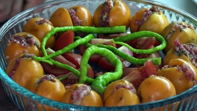 kuru kayisi - Unutulan meyveli yemeklerle sofraları renklendiriyor - SAMSUN  Videosu