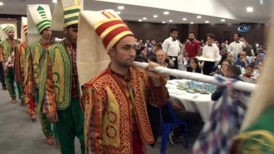 beraberlik -  Arnavutköy'de 500 yıllık gelenek ‘Baklava Alayı’ sürprizi  Videosu