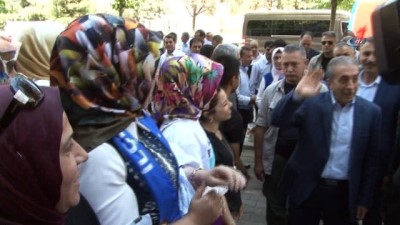 siyasi parti -  AK Parti Genel Başkan Yardımcısı Mehdi Eker:'Diyarbakır'da terör olduğu için, güvenlik problemi olduğu için aynı yatırımcılar gelip Diyarbakır'a yatırım yapmadı'  Videosu