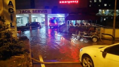 sel baskinlari -  Kocaeli'nde şiddetli yağmur sele neden oldu  Videosu