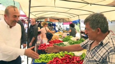pazar esnafi - Bakan Çavuşoğlu pazar esnafını ziyaret etti - ANTALYA  Videosu