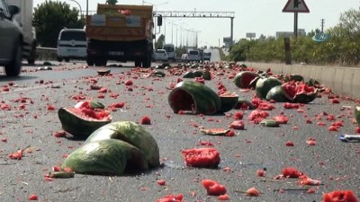 karayollari -  Karayolu karpuz tarlasına döndü  Videosu