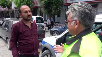 elektrik carpmasi - Protez eliyle araç kullanan sürücüye 4 bin lira ceza - AFYONKARAHİSAR  Videosu