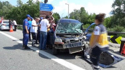 ticari arac -  TEM otoyolunda ölümden döndüler Videosu
