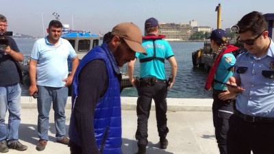 demirli - Kadıköy'de denize düşen kişi kurtarıldı - İSTANBUL  Videosu