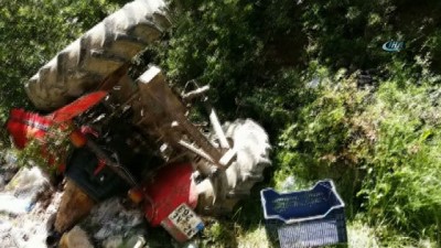 sparta -  Kontrolden çıkan traktör 40 metrelik uçurumdan düştü: 1 ölü  Videosu