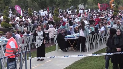 iftar sofrasi - 'Seçim, yapanlar ile yıkmak isteyenler arasında olacak' - İSTANBUL Videosu